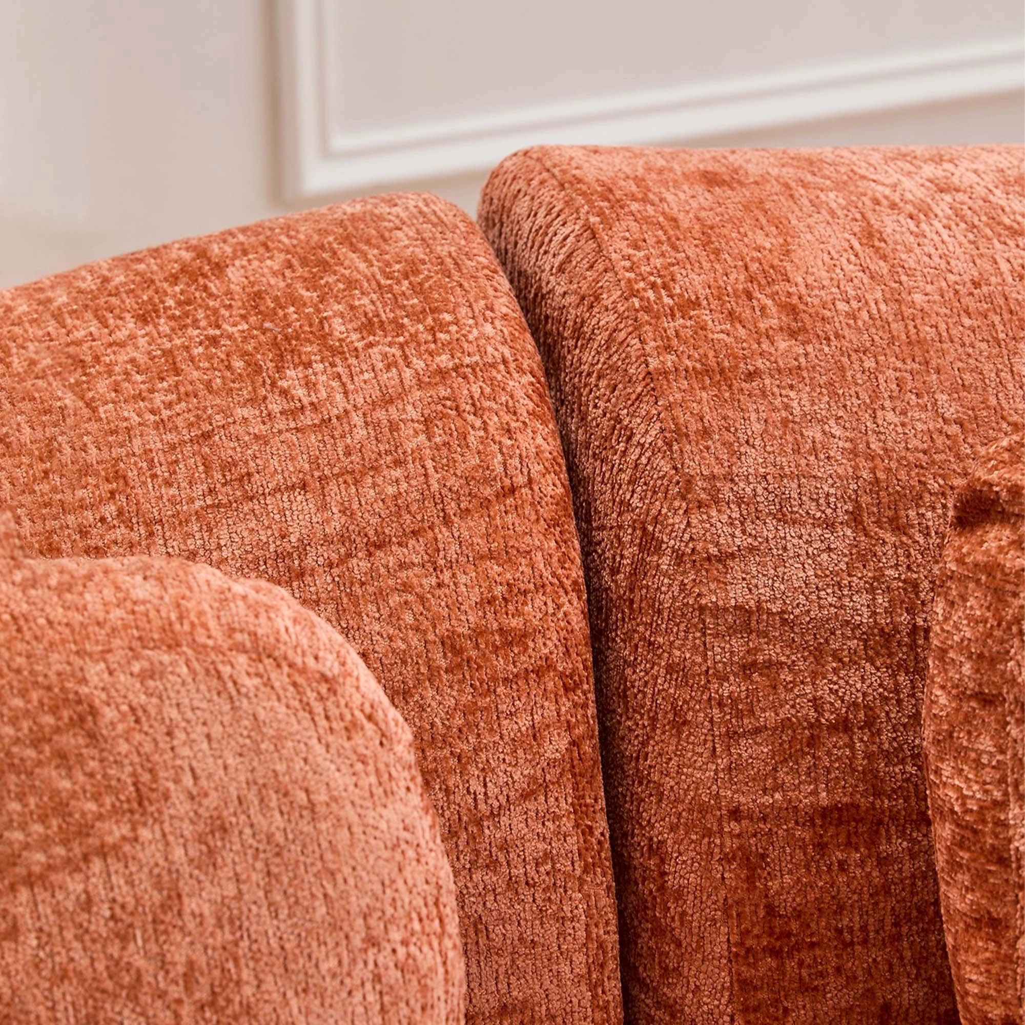 Sofa-Armlehne und Rückenteil in Rostorange, Chenille mit dichter Struktur