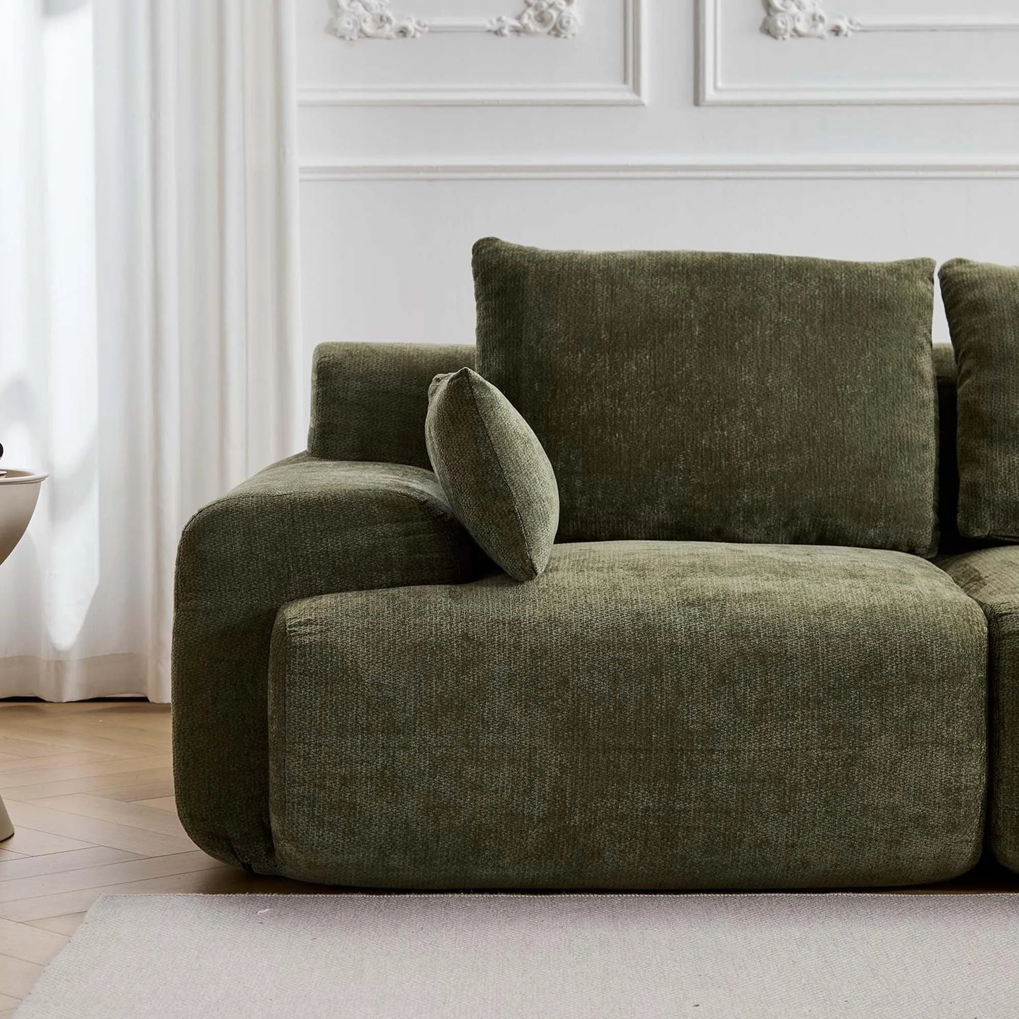 Olivgrünes Chenille-3-Sitzer-Sofa, breite Sitzfläche und hohe Rückenlehne