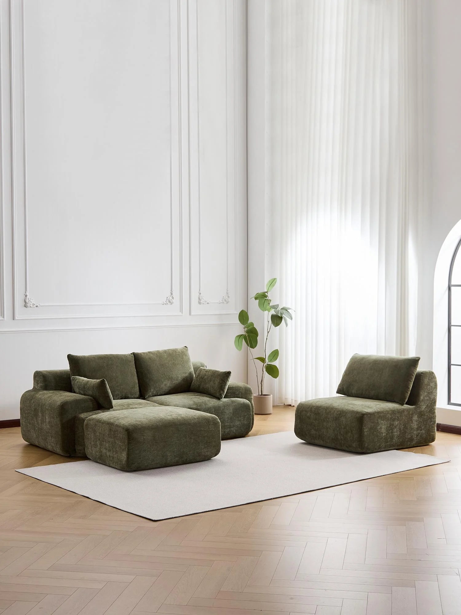 Zeus Modulares Sofa (4-Sitzer) mit Hocker