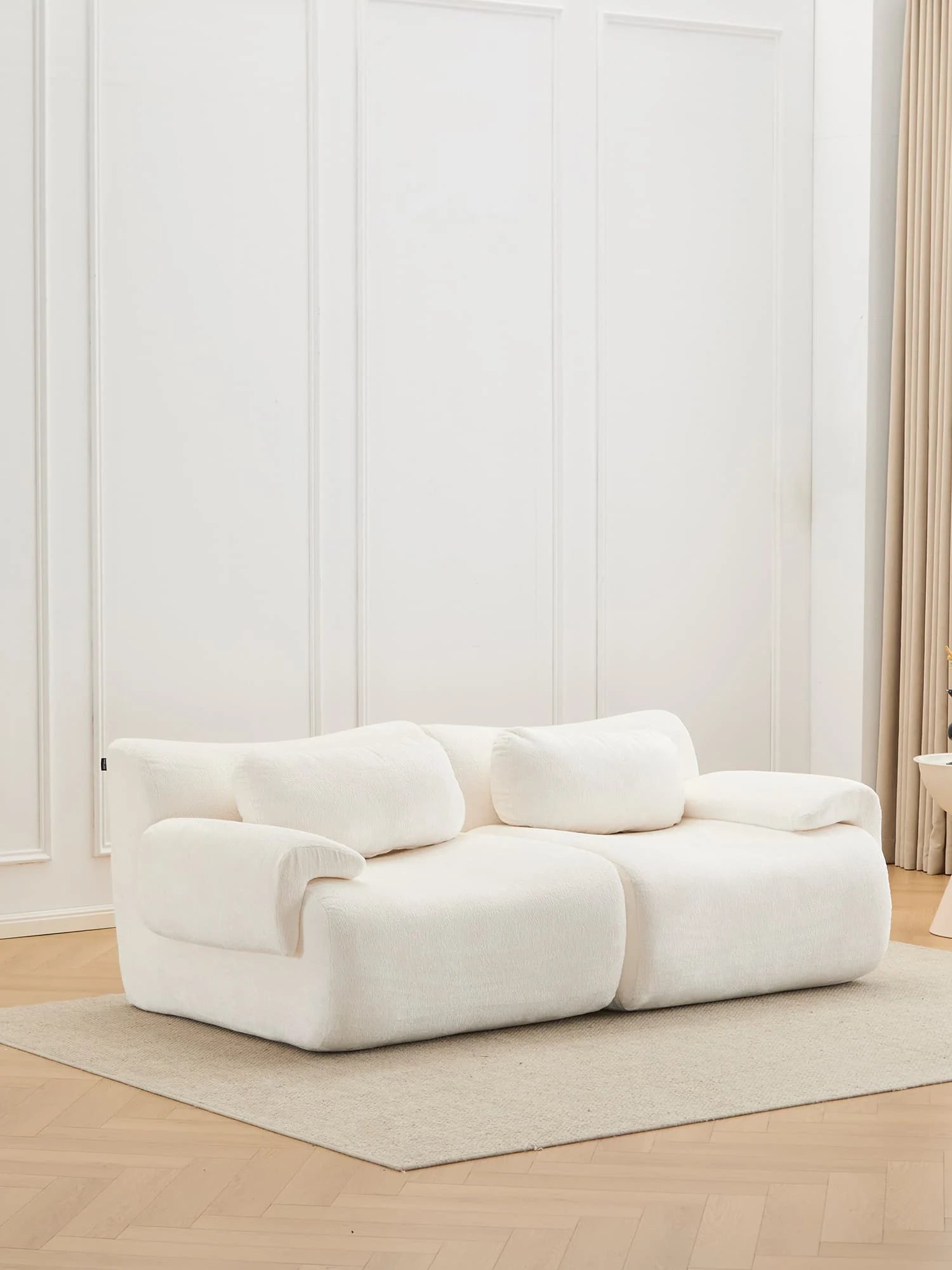 Nephele Modulares Sofa mit Kompressionsdesign