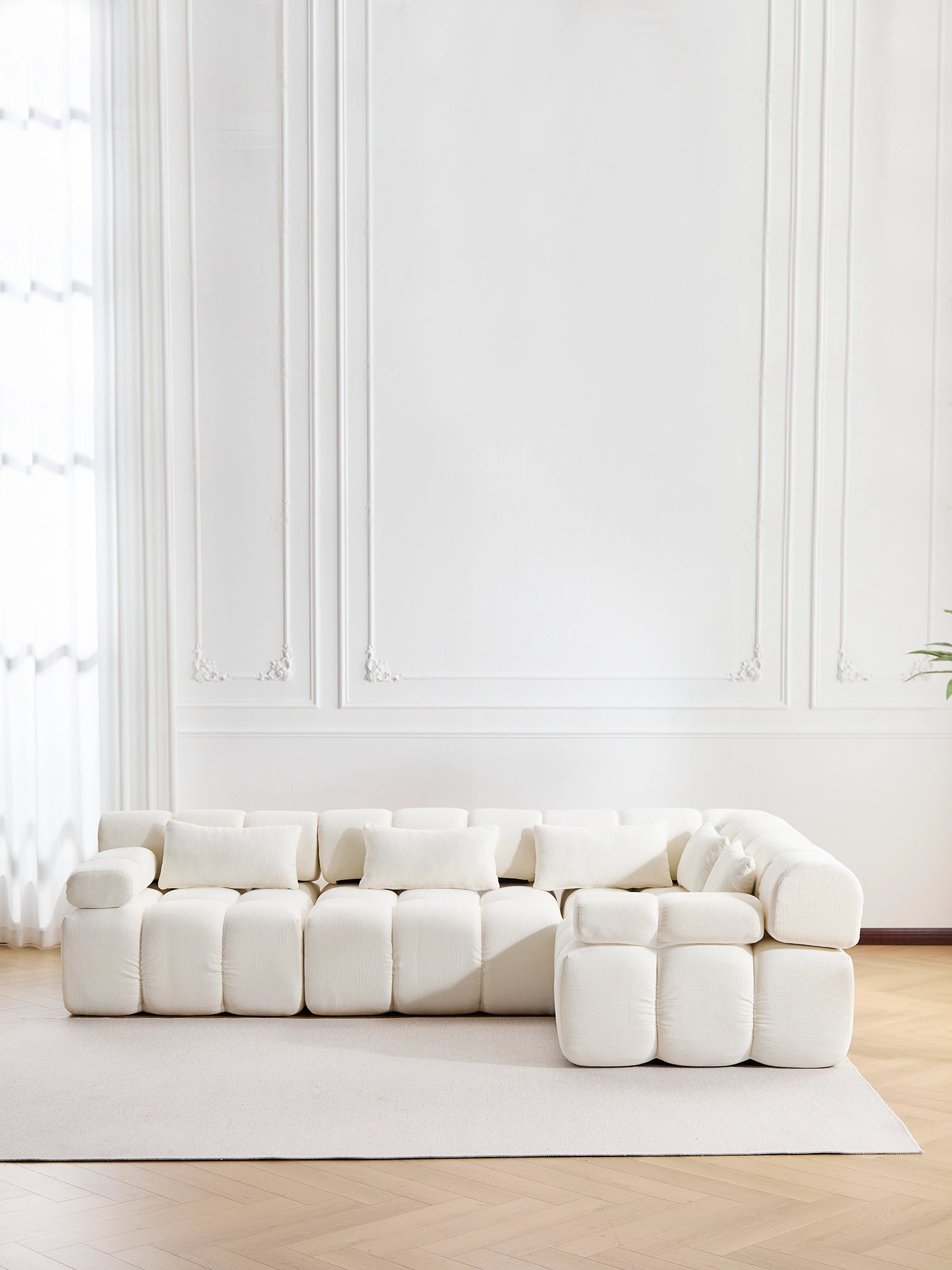 Dionysus Modulares Sofa (4-Sitzer) mit Hocker