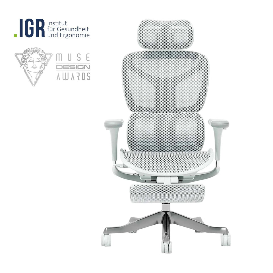 Ergonomischer Bürostuhl mit weißer Netzrückenlehne, Sitzfläche und Armlehnen seitlich
