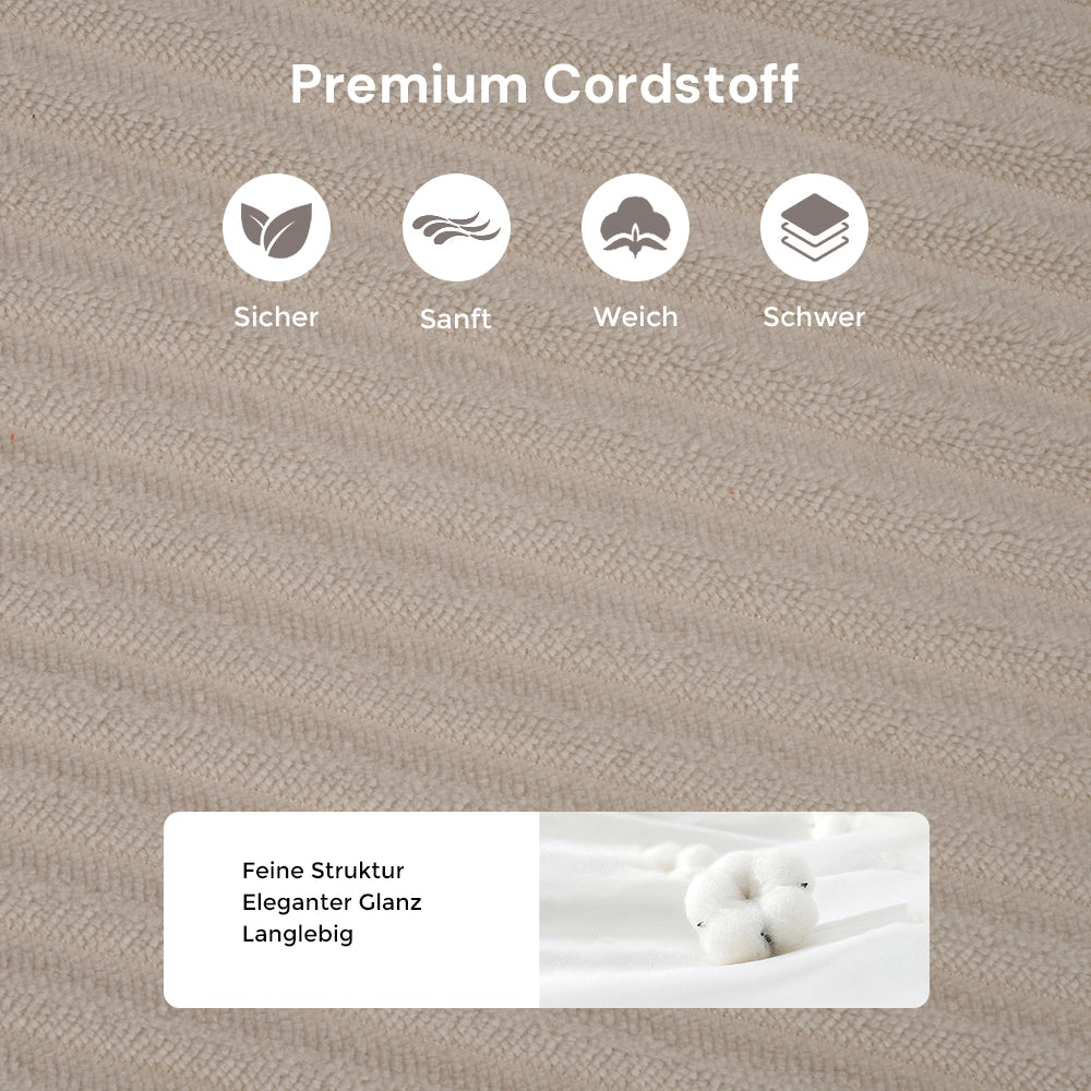 Cordstoff des Sofas, beiger Schuss mit feiner Rippenstruktur.